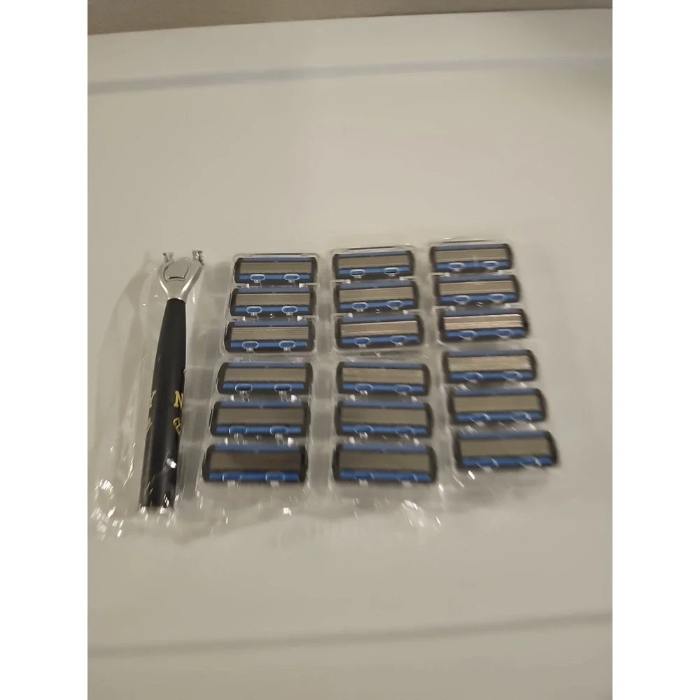 Old School, Classic Hip Hop handle -‎ 6 blade shaver with 18 cartridges